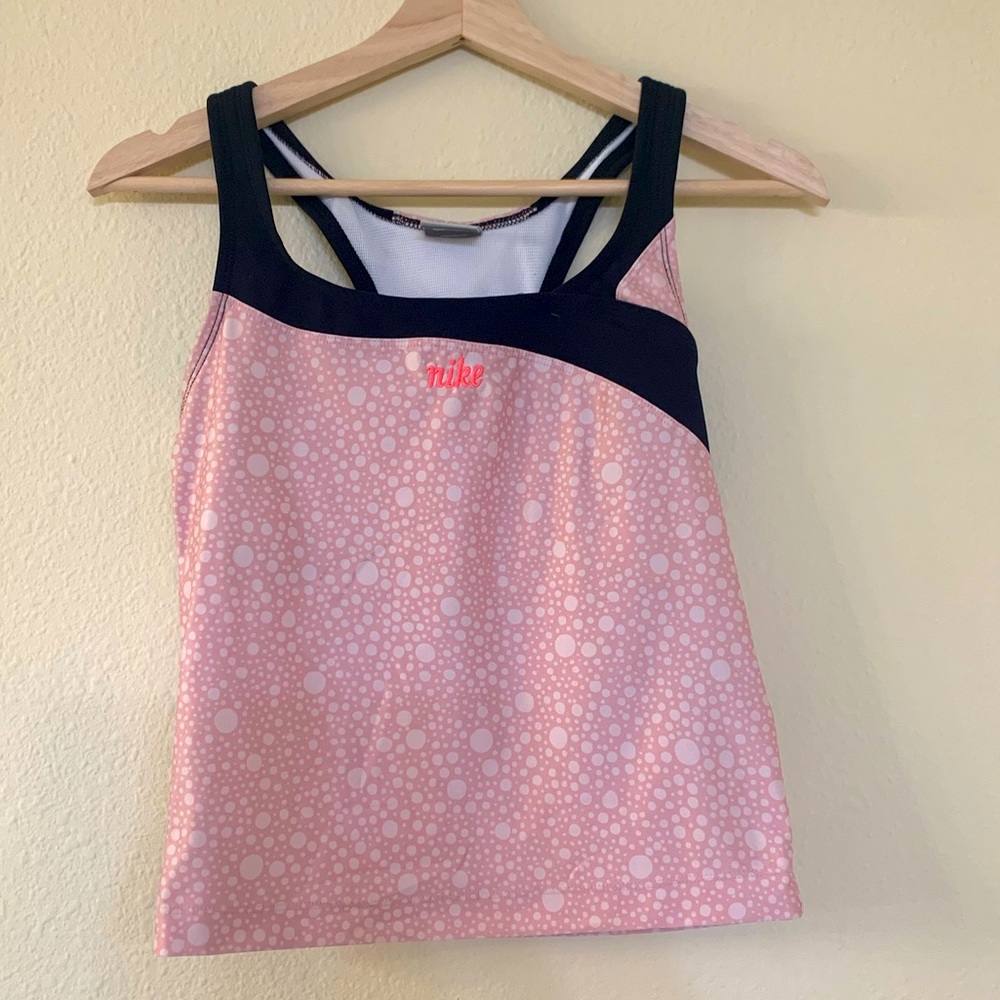 Small Nike tight crop workout top. Pink and in great condition!